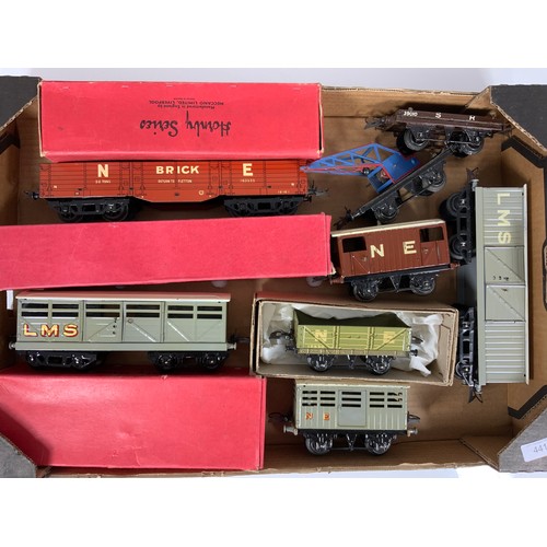 441 - HORNBY, NO 2 LUGGAGE VAN LMS, NO 2 HIGH CAPACITY WAGON NE, NO 2 CATTLE WAGON LMS, ALL BOXED PLUS 4 U... 