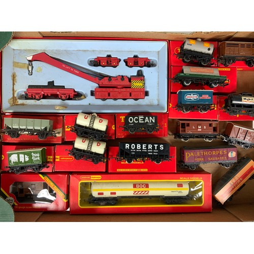 287 - 14 BOXED HORNBY / TRIANG WAGONS, INC. BREAKDOWN CRANE, BOC, OCEAN, UD, ROBERTS, ETC.