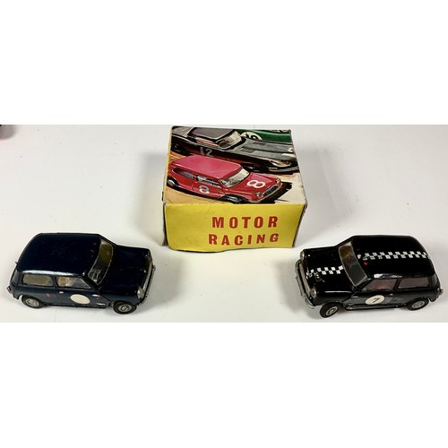 51 - 10 VINTAGE SCALEXTRIC CARS, INCLUDES VIP RACEWAYS FORMULA 1 LOTUS AND A PAIR OF AIRFIX MOTORISED CON... 