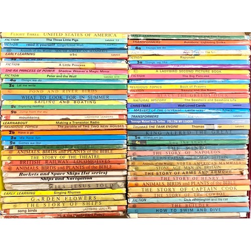 71 - QUANTITY OF MOSTLY EARLY LEARNING LADYBIRD BOOKS