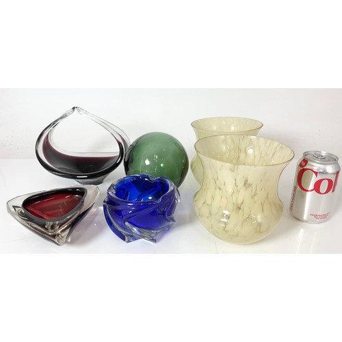 256 - COLOURED GLASSWARE INC BASKET, BOWL  & 2 LIGHT SHADES ETC