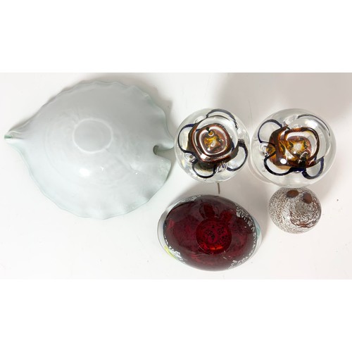 259 - COLOURED GLASSWARE INC  2 STYLISH BOWLS, PAIR SIGNED CANDLE HOLDERS  ETC