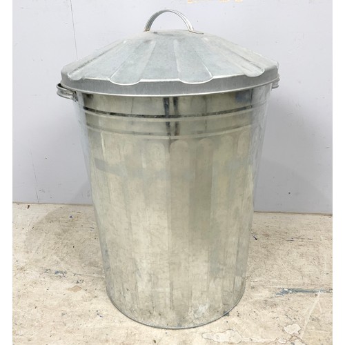 605 - GALVANISED DUSTBIN