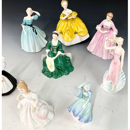 128 - QUANTITY OF MOSTLY ROYAL DOULTON FIGURINES