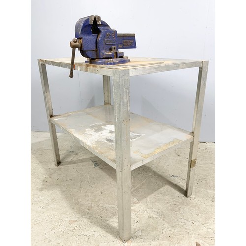 584 - ALUMINIUM  BENCH WITH  RECORD NO 3 VICE 101cm x 61cm