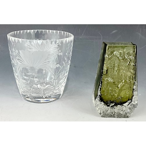 270 - WHITEFRIARS TYPE BARK SMOKED GLASS VASE AND A BRIERLEY VASE