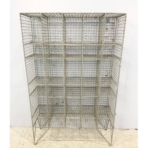 593 - WIRE RACK 138cm TALL, WIDTH 89cm, DEPTH 30.5cm