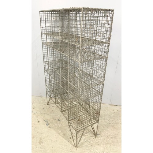 593 - WIRE RACK 138cm TALL, WIDTH 89cm, DEPTH 30.5cm