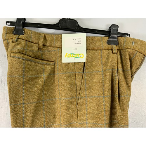 994 - MENS  CURREY TWEED SHOOTING BREEKS 36R PRICE TAG  £210