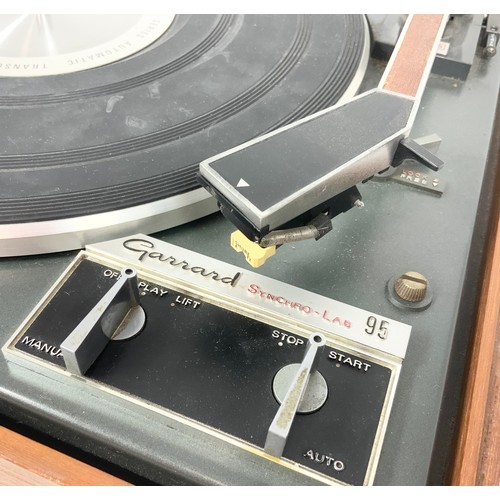 85 - GARRARD SYNCHRO LAB 95 RECORD DECK