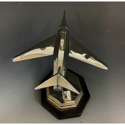 127 - CHROME PLATED SABRE AIRCRAFT TABLE LIGHTER ON PLINTH BRITHISH REGISTRATION NO. 869697