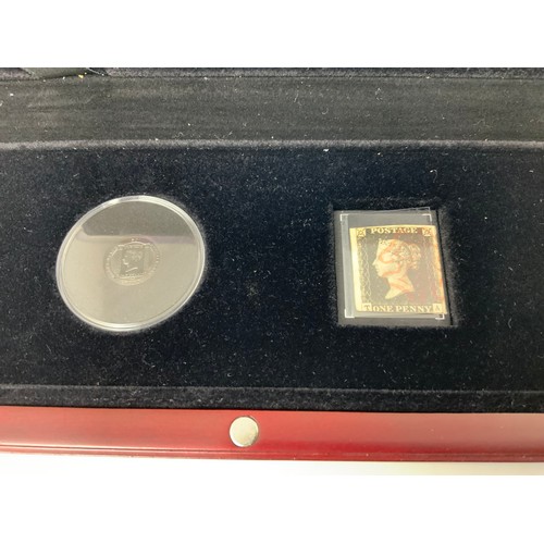 219 - THE PENNY BLACK 170TH ANNIVERSARY STAMP & GOLD COIN SET COMPRISING 1840 PENNY BLACK STAMP AND PENNY ... 