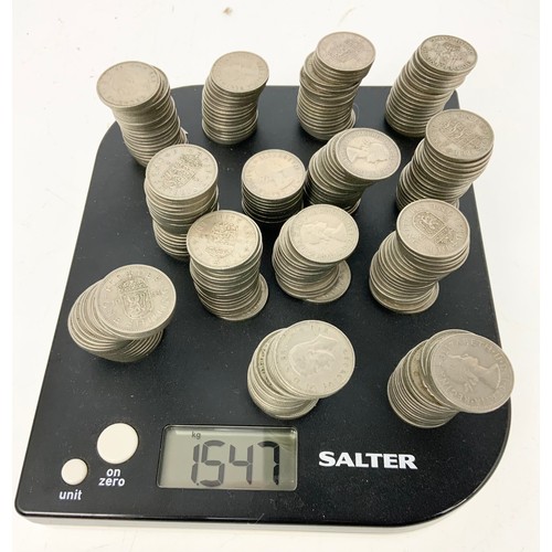 207 - QUANTITY OF SHILLINGS ETC 1547g