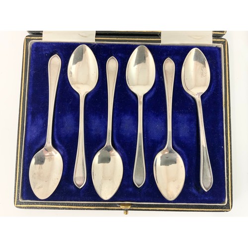 259 - 2 CASED SET OF HALLMARKED SILVER TEASPOONS  122g