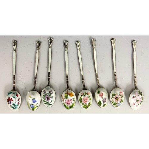 280 - CASED SET OF 8 SILVER & ENAMEL TEASPOONS IN A GARRARD & CO CASE 86g