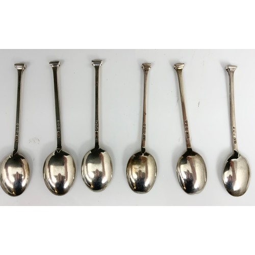 253 - CASED SET OF HALLMARKED SILVER TEASPOONS