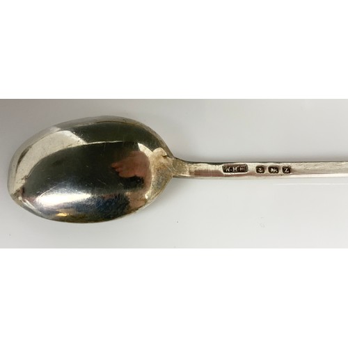 253 - CASED SET OF HALLMARKED SILVER TEASPOONS