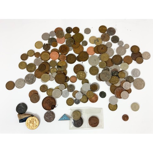 185 - QUANTITY OF MISCELLANEOUS COINS & TOKEN ,BADGES IN A TEACADDY