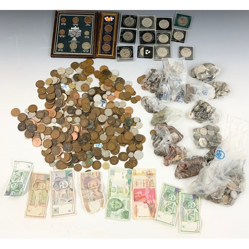 460 - LARGE QUANTITY OF ENGLISH & FOREIGN COINS BANK NOTES ETC