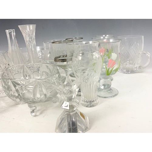 314 - LARGE QUANTITY OF GLASSWARE INC BOWLS , VASES ETC