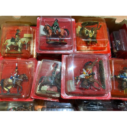 83 - DEL PRADO, COLLECTION OF 182 BUBBLE PACKED CAVALRY OF THE NAPOLONIC WARS SERIES, PLUS OSPREY PUBLISH... 