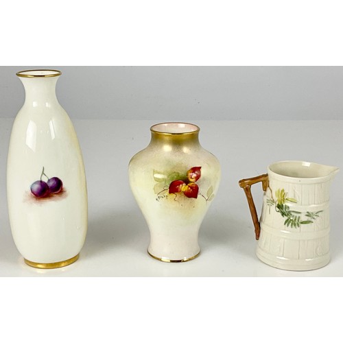 228 - 2 PAINTED WORCESTER VASES 2491 AND A WORCESTER JUG WITH BULFINCH DECORATION