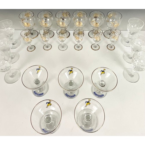 312 - GLASSWARE INCLUDING 12 GLASSES WITH GOLD FLOWER DECORATION, 6 BRIERLEY CRYSTAL GLASSES AND 5 BABYCHA... 