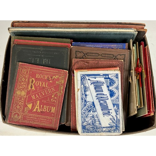 131 - BOX OF BOOKS OF PHOTOGRAPHS TOGETHER WITH ‘THE YEAR’S PHOTOGRAPHY’ 1932-33, 1933-34, 1935-36 AND 193... 