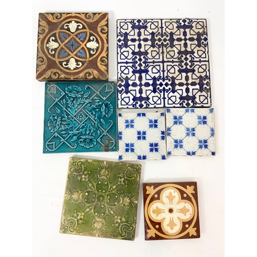 250 - 12 VINTAGE / ANTIQUE PATTERNED TILES