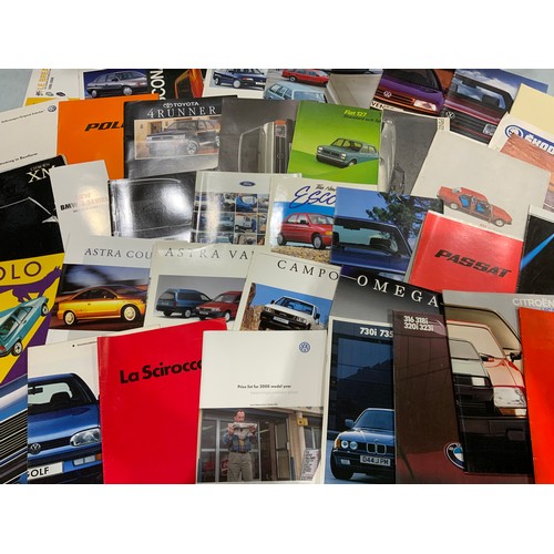 17 - LARGE BOX OF MIXED CAR BROCHURES & BOOKLETS