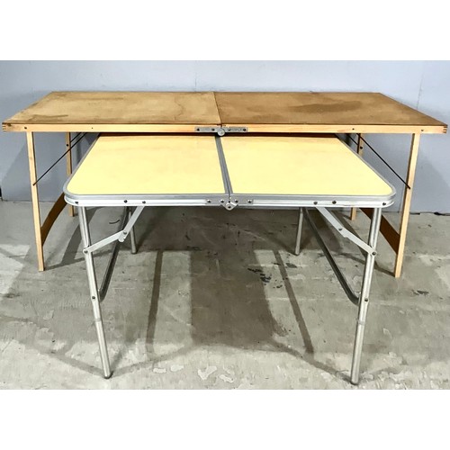 613 - METAL SHELVING, PASTING TABLE, SMALL FOLDING TABLE, EASEL, BENCH VICE AND DIY VICE