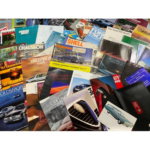 17 - LARGE BOX OF MIXED CAR BROCHURES & BOOKLETS