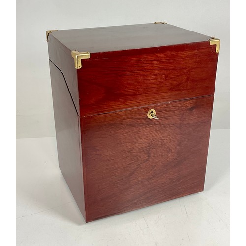 70 - MARTELL BRANDY PRESENTATION BOX HAVING FITTED INTERIOR WITH 2 BOTTLES MARTELL MEDALLION BRANDY AND 8... 