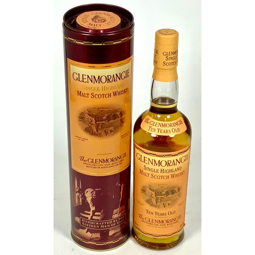 8 - BOTTLE OF GLENMORANGIE 10 YEAR OLD SINGLE HIGHLAND MALT WHISKY IN PRESENTATION TUBE