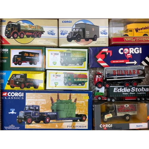 118 - CORGI HAULIERS, & LORRIES, 10 BOXED MODELS INC 16704 PICKFORDS SCAMMELL HIGHWAYMAN, EDDIE STOBART, 9... 