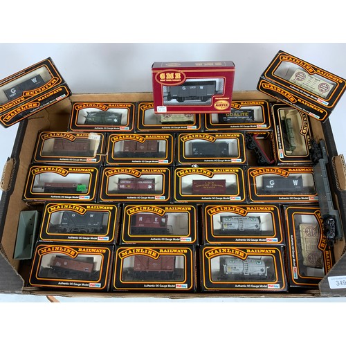 349 - MAINLINE RAILWAY WAGONS, 18 BOXED MODELS