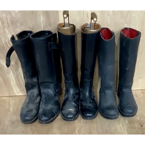 52 - 3 PAIRS SIZE 7 BLACK LEATHER MOTORCYCLE BOOTS