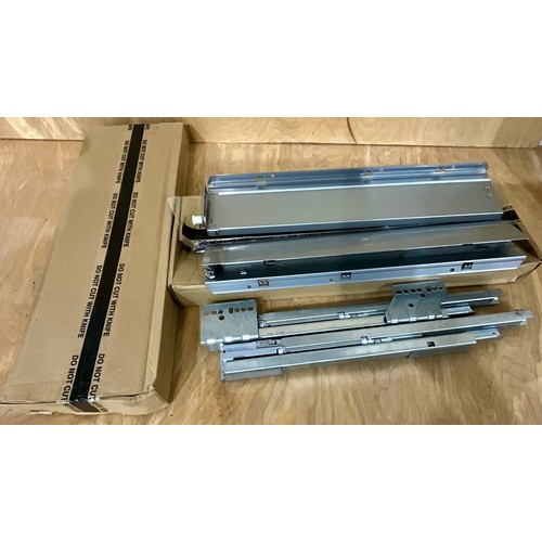 25 - 2 BOXED DRW SIDE RUNNER FULL EXT DAMPER, IN ORIGINAL BOXES