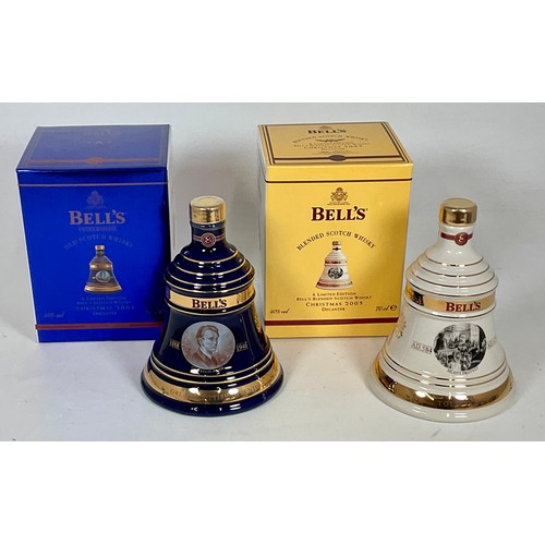 146 - BELLS COMMEMORATIVE WHISKY DECANTERS AND CONTENTS IN PRESENTATION BOXES, CHRISTMAS 2004 AND 2005, LI... 