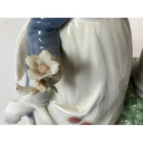 158 - 2 LARGE LLADRO FIGURINES, (1 A/F)