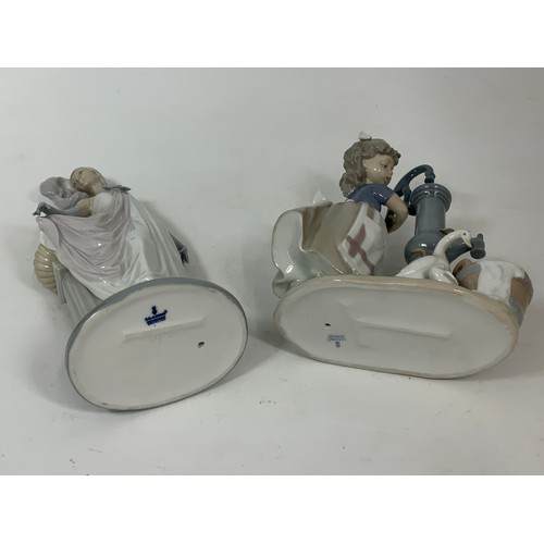 157 - 2 LARGE LLADRO FIGURINES