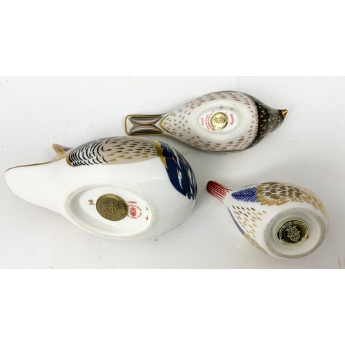 202 - ROYAL CROWN DERBY PAPERWEIGHTS MANDARIN DUCK , BUNTING BOTH BOXED AND A FIRECREST