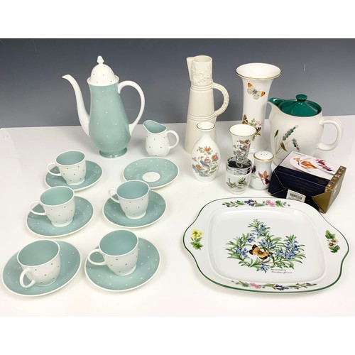 241 - SUZIE COOPER PART TEA SET T/W MISC. ROYAL WORCESTER ETC