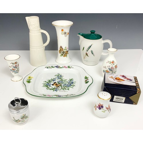 241 - SUZIE COOPER PART TEA SET T/W MISC. ROYAL WORCESTER ETC