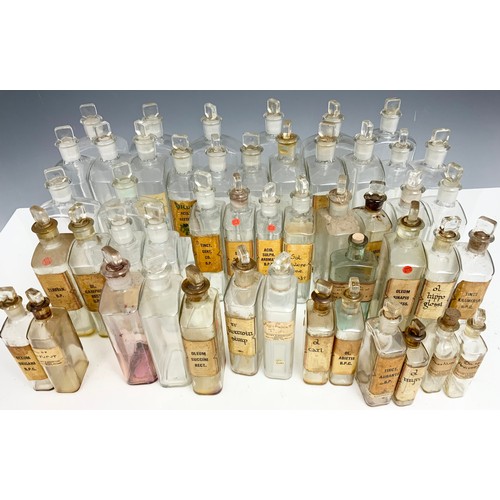 342 - LARGE QUANTITY OF ANTIQUE/ VINTAGE CLEAR GLASS CHEMIST BOTTLES/ JARS ADVISED FROM MANDERS OF MALVERN... 