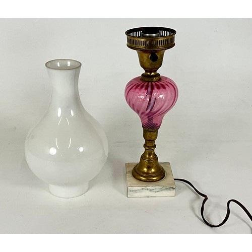 357 - DECORATIVE TABLE LAMP