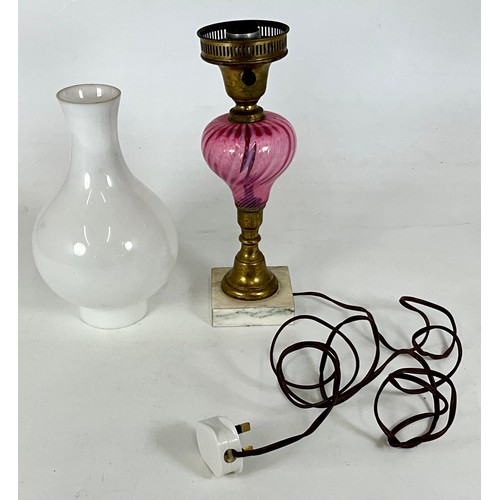 357 - DECORATIVE TABLE LAMP