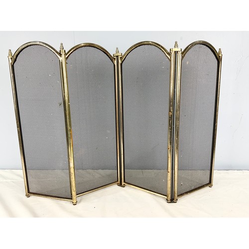 379 - FIRE GUARD , TRIVET & BRASS FRENDER