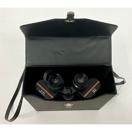 393 - BINOCULARS, A PAIR OF PRINZ 10X50 CASED BINOCULARS