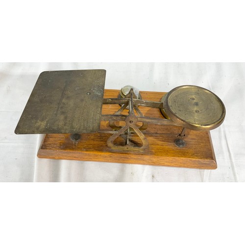 445 - POSTAL SCALES WITH WEIGHTS